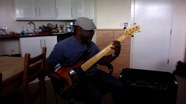 Q & "Rose" my Marcus Miller Fender Jazz 5 string Bass - Live Jam смотреть онлайн