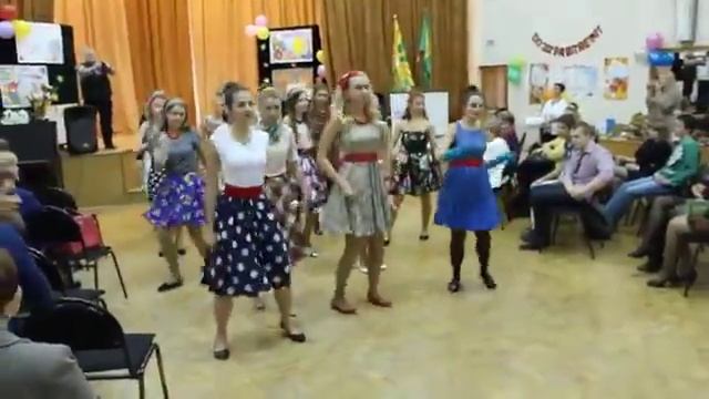 День Учителя в школе 1013 г Москвы смотреть онлайн