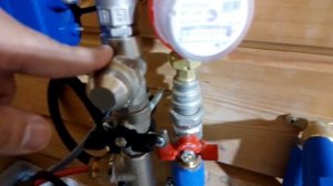 Как правильно завести воду в дом.