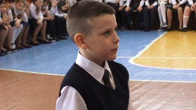 Смотр строя и песни в школе № 1 смотреть онлайн