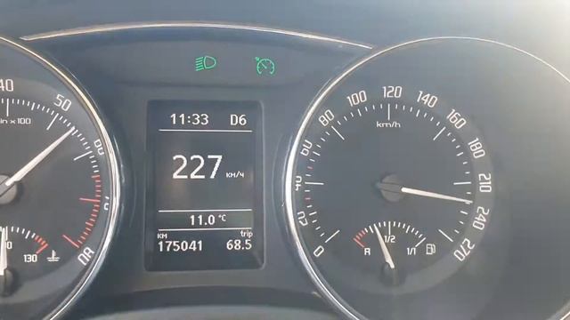 Superb 2 максимальная скорость