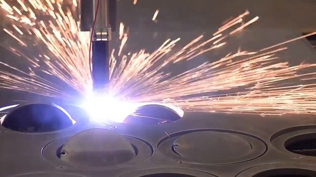 Crossbow Portable CNC Plasma Cutting Machine (English) смотреть онлайн