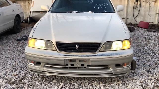 Распил Toyota Mark II JZX100 1JZGE на запчасти.