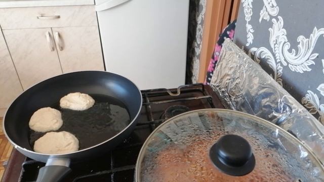 Самые пышные, вкусные оладушки на кефире)) смотреть онлайн