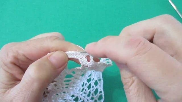 ОВАЛЬНАЯ САЛФЕТКА ИЗ ТРЕХ МОТИВОВ. ЧАСТЬ 2 смотреть онлайн