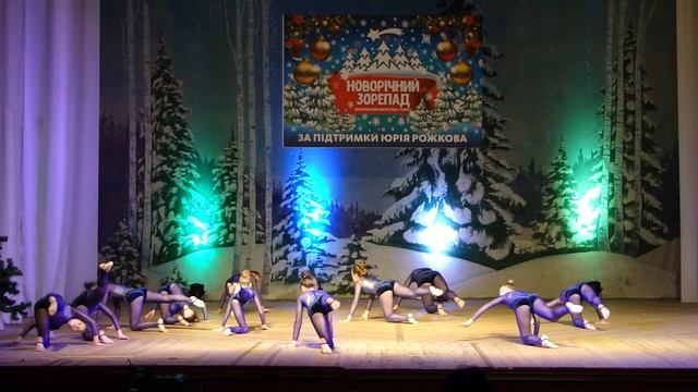 Божья коровка _"Девочка на шаре".25.12.2020 смотреть онлайн