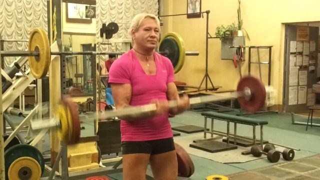 Бицепс узким хватом смотреть онлайн