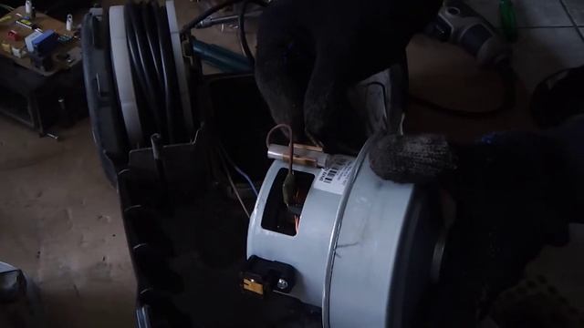 Ремонт пылесоса Самсунг SC885A Samsung 2200w с управлением на ручке разборка замена двигателя мотор смотреть онлайн