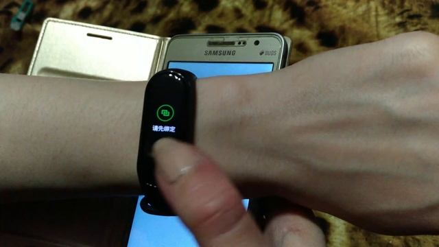 Распаковка и обзор Xiaomi Mi band 4 смотреть онлайн