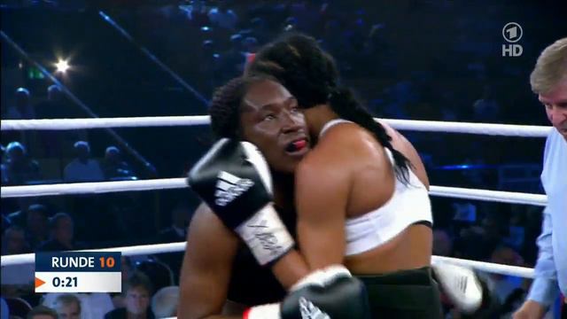 Cecilia Braekhus Vs Jessica Balogun (07.06.2014)