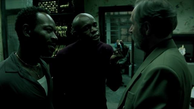 -Почему вы не отрубили руку? -Мы не мясники Борис. Большой куш смотреть онлайн