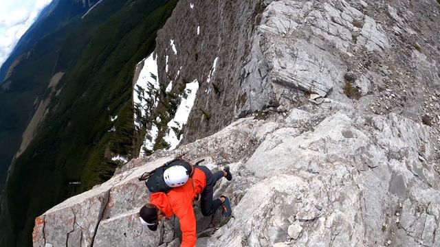 ХОДИМ ПО КРАЮ! Хребет Нихахи | 4k смотреть онлайн