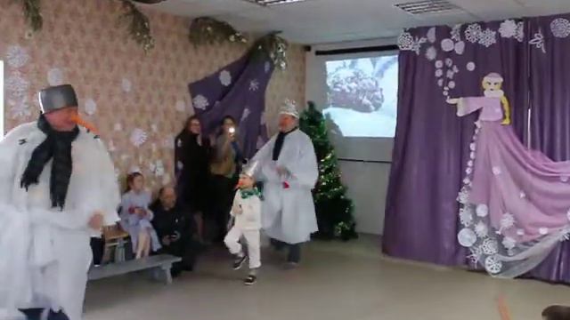 Парад Снеговиков смотреть онлайн