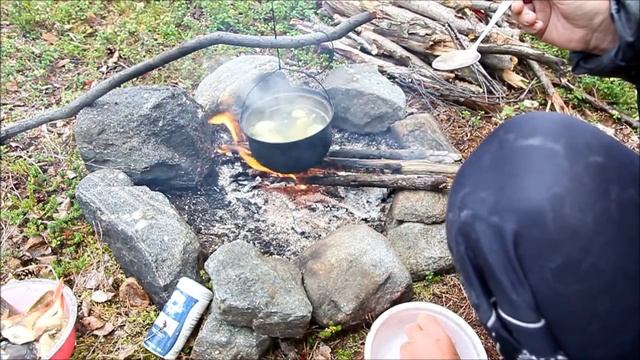Уха походная по-карельски - уха костровая из озёрной рыбы смотреть онлайн