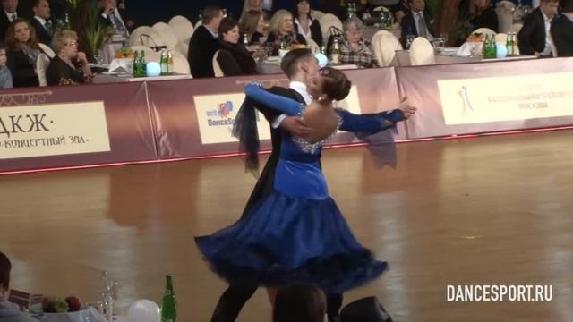 Воронов Федор - Буренина Елизавета, 1/2 Viennese Waltz смотреть онлайн