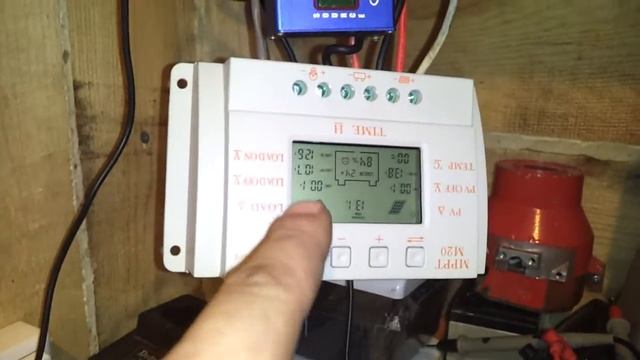 Обзор контроллера заряда для солнечных батарей LCD 20А MPPT Доп тест смотреть онлайн