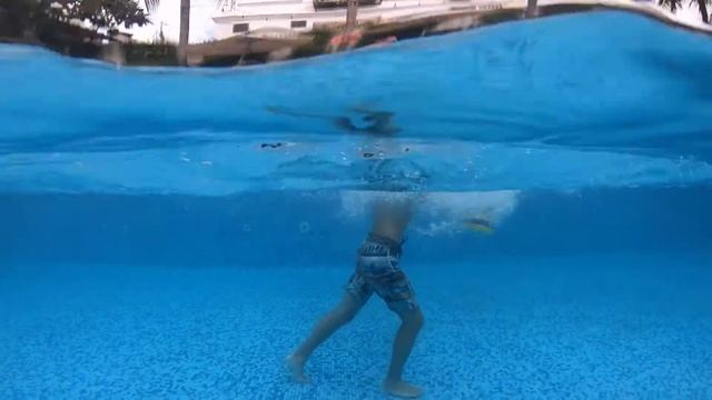 Water Weights Club | Water Workout | Pool Tutorial #46 - "The Eagle" смотреть онлайн