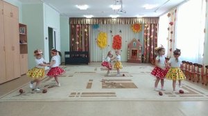 танец белок в Доу