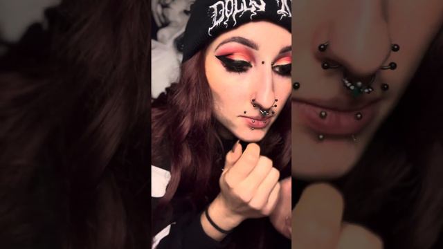 Downsizing My Double Vertical Labret(s) | Harleigh Monroe смотреть онлайн