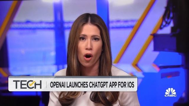 OpenAI launches ChatGPT app for iOS смотреть онлайн