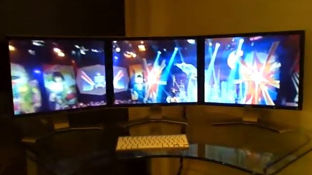 my tri-monitor pc running windows 7 смотреть онлайн