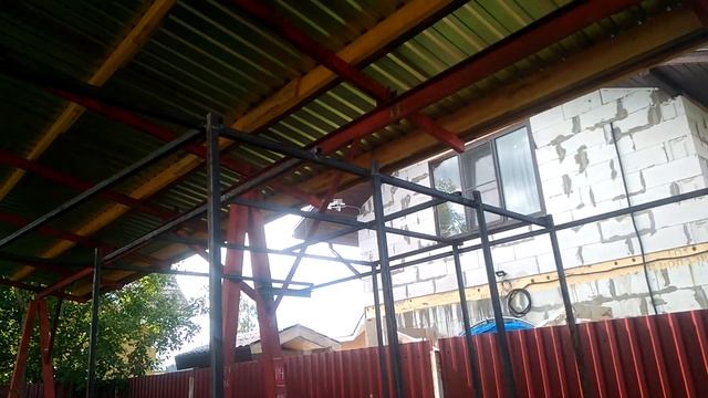 Сарай двухэтажный небольшой металлокаркас своими руками. Ч. 1. смотреть онлайн