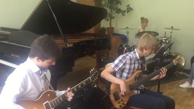 Oz Noy trio (Dave Weckl) • just groove me (МГКИ 2016 Попыкина М. & Е. Пастухов & И. Вендерских). смотреть онлайн