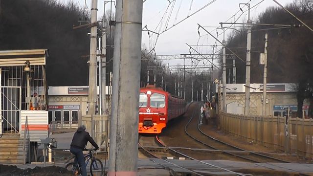 Электропоезд ЭД4М-0298 "Аэроэкспресс" смотреть онлайн