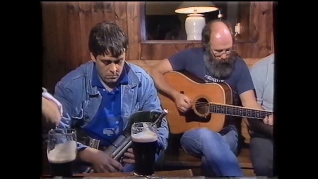 Conal O'Grada, Eoin O Riabhaigh and Mick Daly - reels смотреть онлайн