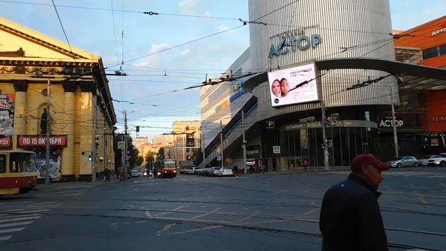Утренние ростовские трамваи 812 и 824 , 17.10.23г смотреть онлайн