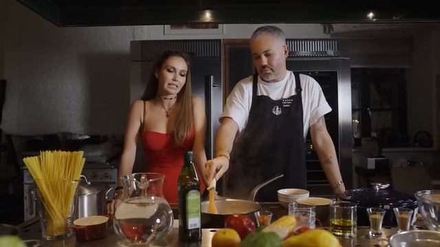 Александр Рогов — о карьере телеведущего, «пластике» и внутренней гармонии смотреть онлайн