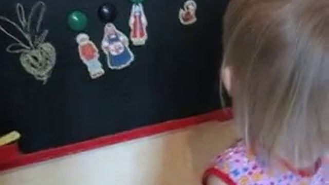 Играем дома с магнитной доской смотреть онлайн