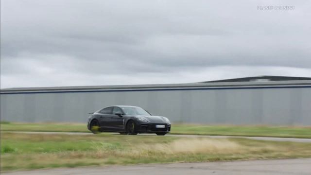 New Porsche Panamera Active Ride Suspension System EXPLAINED смотреть онлайн