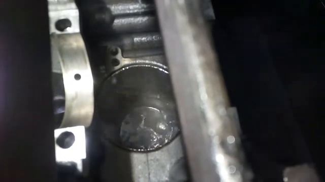 Блок цилиндров VW Cafter 2.5 трещина в гильзе (часть 1) смотреть онлайн