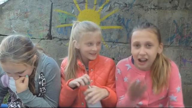 Bean Boozled СHALLENGE/ РВОТА, СЫР С ПЛЕСЕНЬЮ , ТУХЛОЕ ЯЙЦО смотреть онлайн