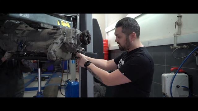 BMW X3 F25 ОБСЛУЖИВАНИЕ ЗАМЕНА САЛЬНИКОВ смотреть онлайн