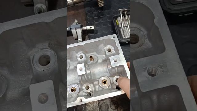 Renault Megan 1.6 K7M ? Троящая ??♂️ Течь антифриза в 1 цилиндр ? причина перегрев ГБЦ разбираемс смотреть онлайн