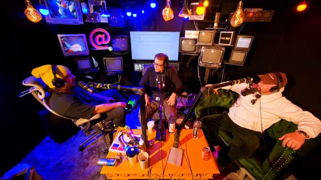 Sam Hyde Charls and Nick Rochefort on Fake History, The Green Brothers, and Science Fiction! смотреть онлайн
