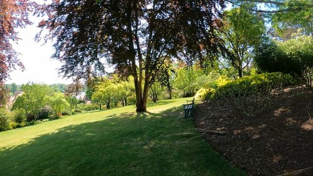 Apremont-sur-Allier, France | Incredible restored village in Centre-Val de Loire (4K UHD & 60 fps) смотреть онлайн