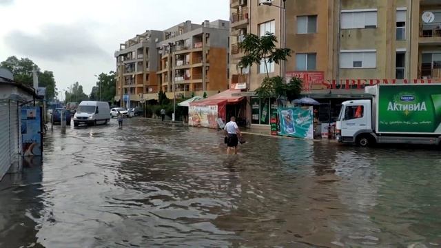 Последствие сильного дождя в Болгарии на Солнечном берегу-2019 смотреть онлайн
