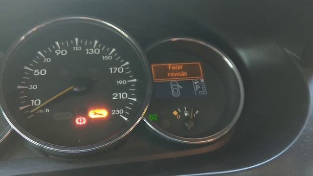 Como apagar a luz de revisão do Renault Fluence смотреть онлайн