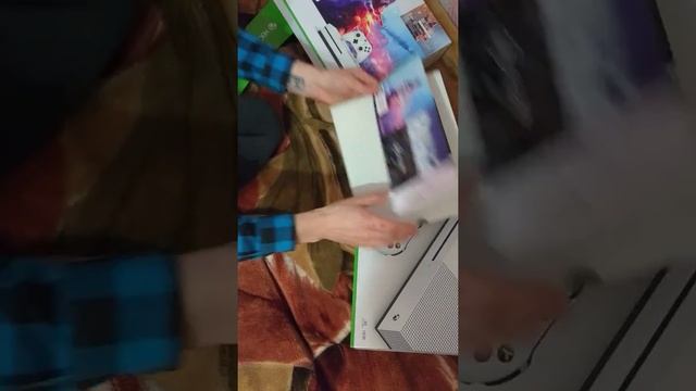Распаковка Xbox One S 1Тб Battlefield 5 смотреть онлайн