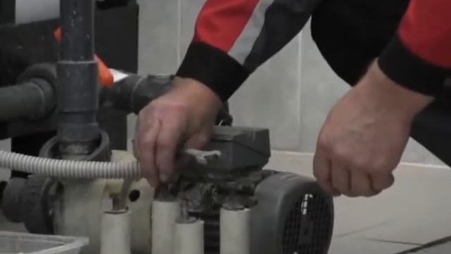 Лучший слесарь Подмосковья живет в Серпухове смотреть онлайн