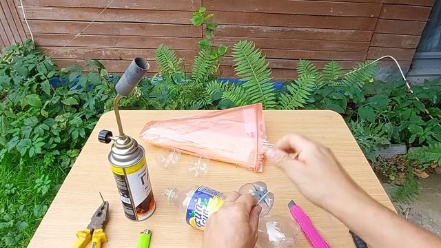 Отпугиватель кротов и птиц из пластиковых бутылок. Ветряк своими руками. смотреть онлайн