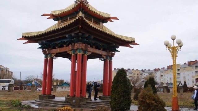 Элиста: знакомство с буддизмом / Достопримечательности Элисты видео смотреть онлайн