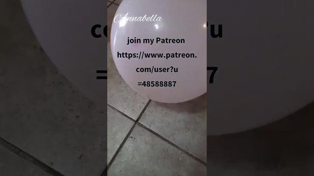 Black High Heels Popping Balloons #asmrsounds #Popping #balloons #highheels #palloncini #luftballon