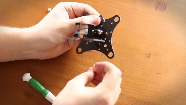 INSTALAR UN GIMBAL BARATO PARA GOPRO EN UN DRONE SYMA X8: Como poner una plataforma antivibraciones смотреть онлайн