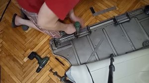 НИВА 3д (ВАЗ 21214)  Установка подголовников заднего сидения.