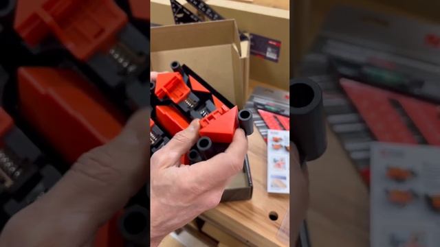 Набор 4 - х зажимов для соединения под углом 60, 90 и 120 градусов Woodwork CLM-003 смотреть онлайн