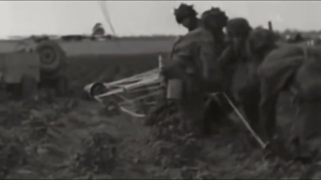 La Desesperada Batalla por Cherburgo 1944 | El Puerto Clave de la Operación Overlord смотреть онлайн